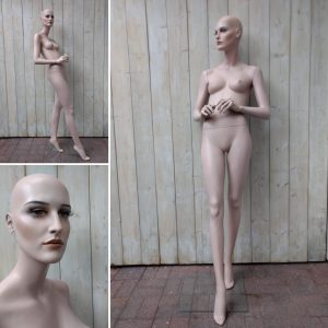 RD6 Adel Rootstein mannequin Katerina Mindt Nomads collection NM10