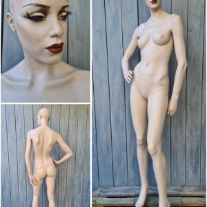 RD7 Adel Rootstein mannequin Polly Sohi collection XS7B