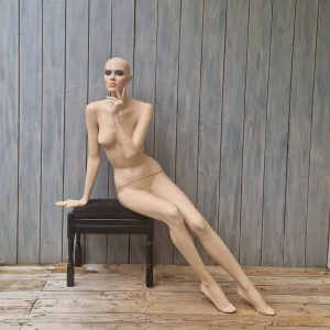 RD105 Adel Rootstein mannequin Marianna Calendar Girls collection G10