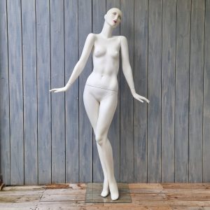 RD22 Adel Rootstein mannequin Memfizz Lindsey B collection LB6