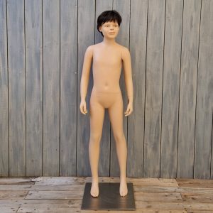 KE40 boy mannequin 140 cm Hans Boodt mannequins